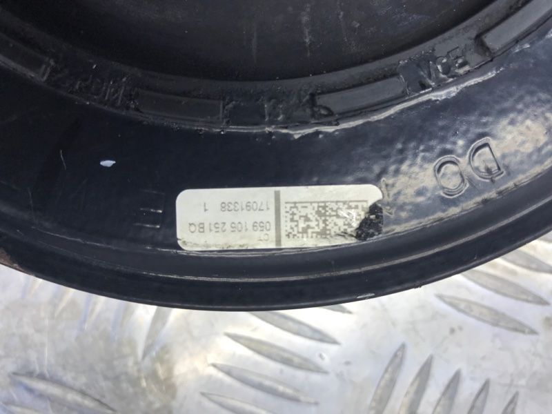 Шків колінвала 059105251BQ Volkswagen Touareg