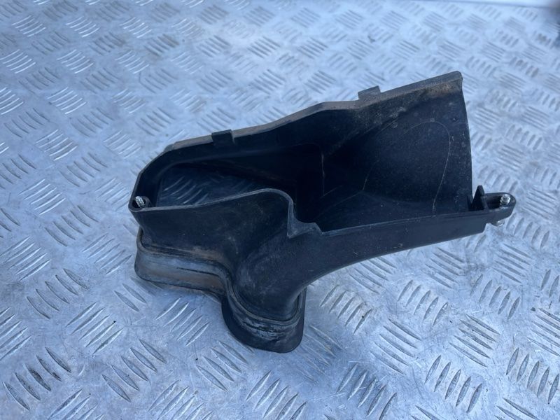 Повітропровід 4H0129617D Audi S8