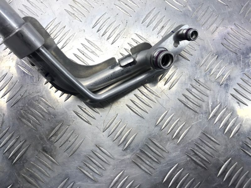 Трубка кондиционера 5qb816738d Volkswagen Tiguan