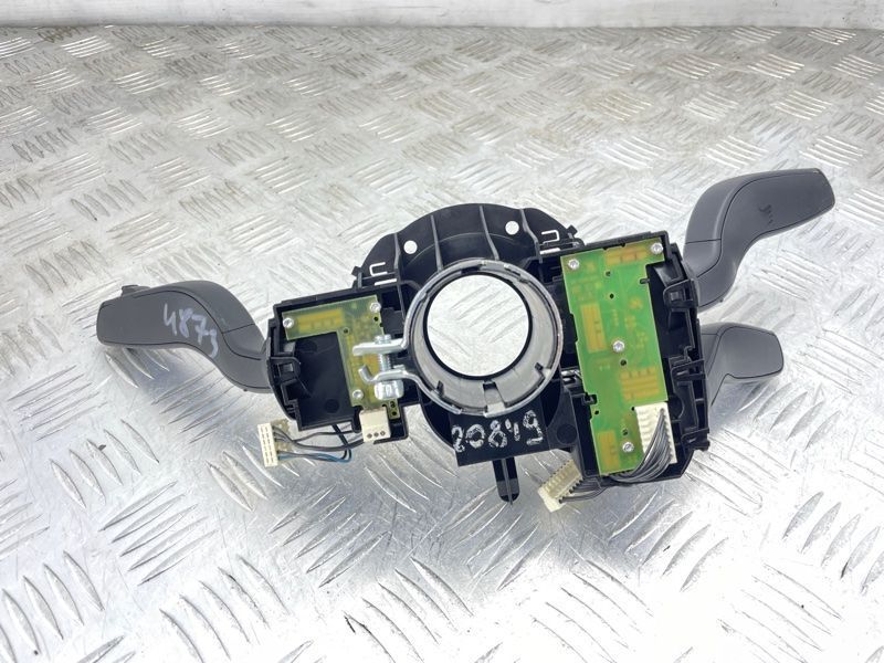 Блок підкермових перемикачів 4G8953502A Audi A6