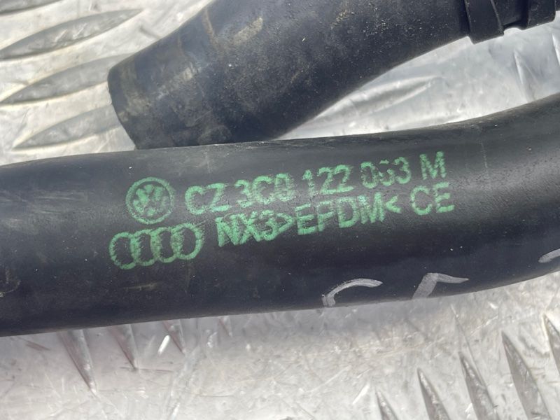 Шланг системи охолодження 3C0122063M Volkswagen CC