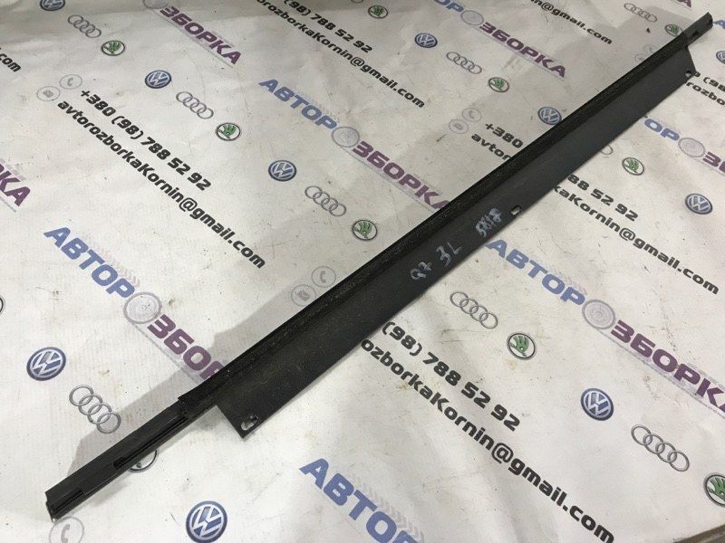 Молдинг дверей 4L0853763E Audi Q7