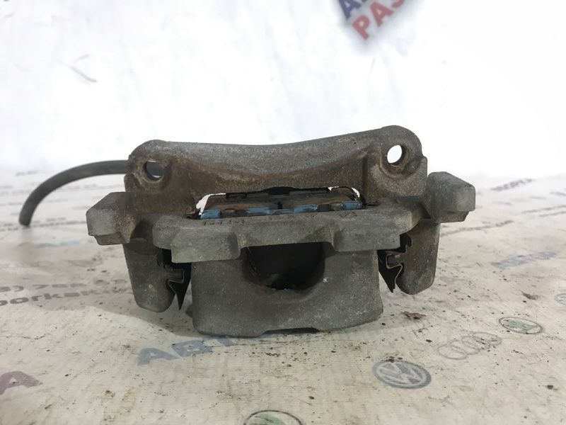 Суппорт тормозной 440011aa0a Infiniti Q50