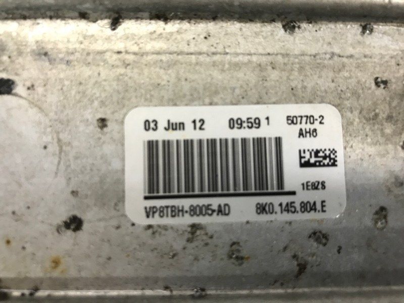 Радіатор інтеркулера 8K0145804E Audi A6