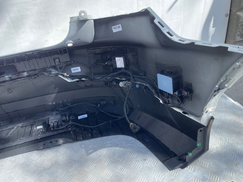 Бампер 40002104 Polestar 2
