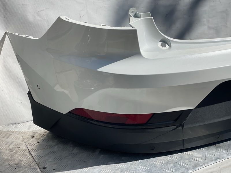Бампер 40002104 Polestar 2