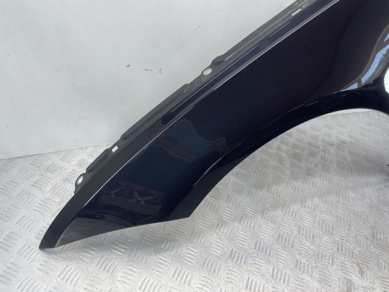 Крыло 4G8821105B Audi A7