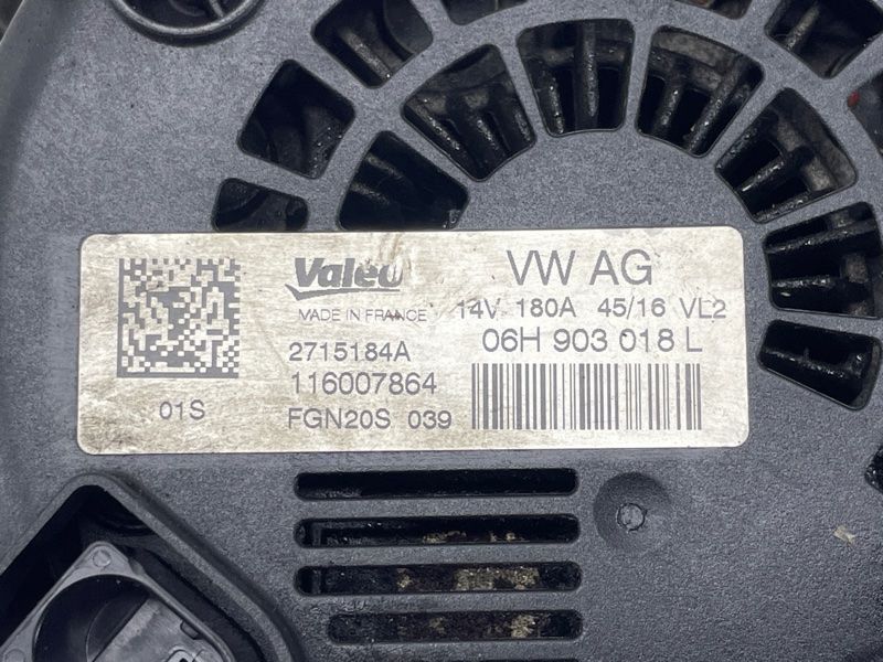 Генератор 06H903018L Audi A6