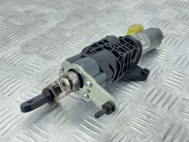 Привідний блок кришки багажника 4M0827852A Audi Q7