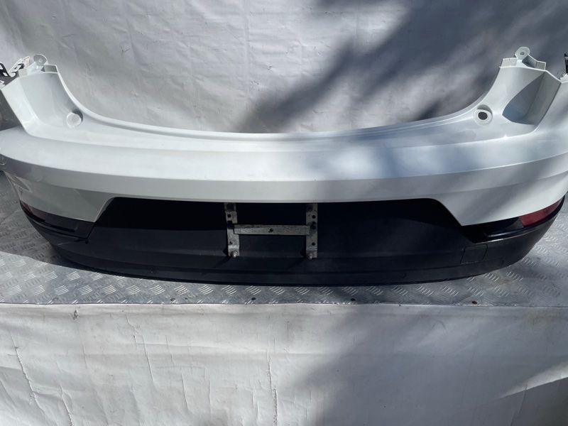 Бампер 40002104 Polestar 2