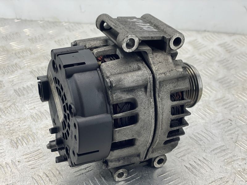 Генератор 06H903018L Audi A6