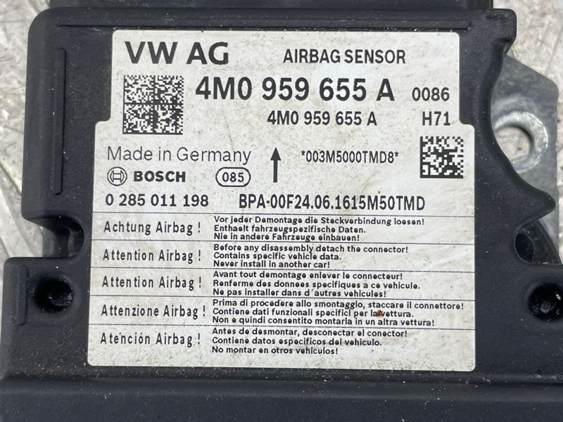 Блок керування подушками безпеки / SRS 4M0959655A Audi Q7