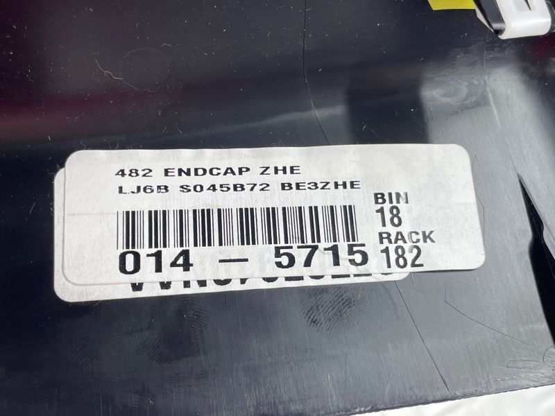 Накладка LJ6BS045B72BE3ZHE Ford Escape