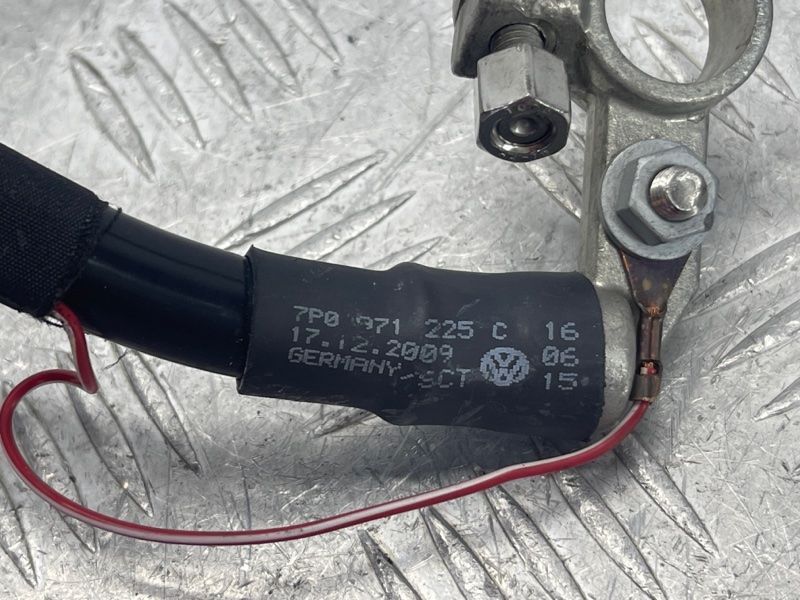 Клема акумулятора з проводом 7P0971225C Volkswagen Touareg