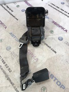Ремень безопасности 561857807 Volkswagen Passat