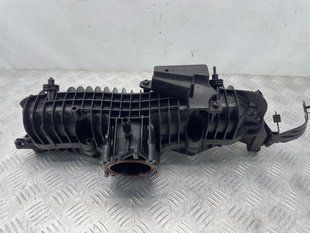Колектор впускний Volvo XC90