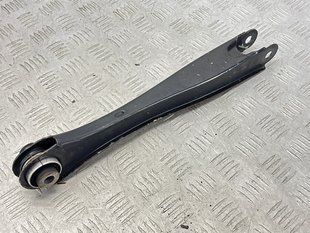 Рычаг задней подвески поперечный нижний 31360588 Volvo XC60