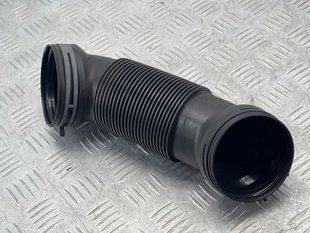 Патрубок воздушного фильтра 1K0129684L Volkswagen CC