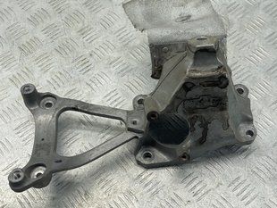 Опора двигателя левая 4M0199307AE Audi Q7 Audi Q7