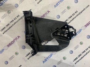 Кронштейн замка дверей 30753338 Volvo XC60