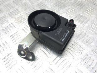 Сирена системи антивикрадення 1K0951605C Audi A6 Audi A3, Audi A4, Audi A4 Allroad, Audi A5, Audi A6, Audi A7, Audi A8, Audi Q3, Audi Q5, Audi Q7, Audi R8, Audi RS5, Audi RS7, Audi S4, Audi S5, Audi S6, Audi S7, Audi S8, Audi SQ5, Audi TT, Audi TT RS, Audi TTS, Porsche 718 Spyder, Porsche 911, Porsche Cayenne, Porsche Macan, Porsche Panamera, Volkswagen Beetle, Volkswagen CC, Volkswagen Eos, Volkswagen Golf, Volkswagen Golf R, Volkswagen GTI, Volkswagen Jetta, Volkswagen Tiguan, Volkswagen Touareg