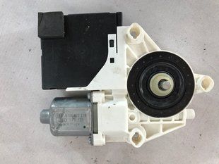 Мотор стеклоподъемника 561959702CZ05 Volkswagen Passat