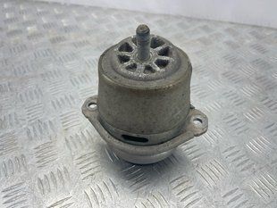 Опора / подушка двигуна 7P6199131 Volkswagen Touareg