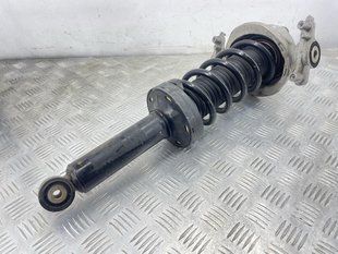 Стійка амортизатора в зборі з пружиною 7P6513029BG Volkswagen Touareg