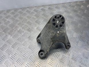 Опора / подушка двигуна 7L8199307H Audi Q7