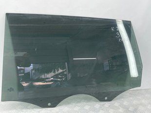 Скло дверей Audi Q7