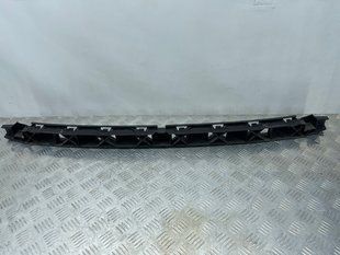 Направляюча заднього бампера 4G5807458A Audi A6