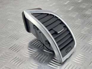 Дефлектор повітропроводу Audi Q7