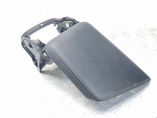 Подлокотник Volvo XC60
