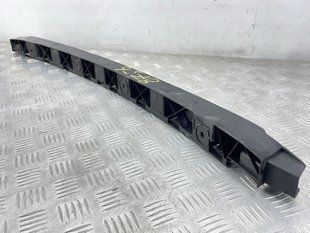Направляюча заднього бампера 4G5807458A Audi A6