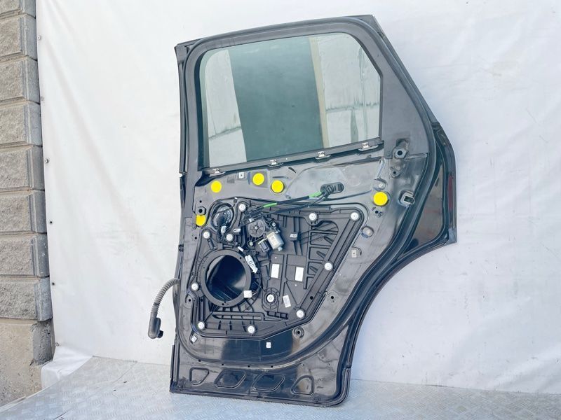 Дверь LJ6Z7824630A Ford Escape