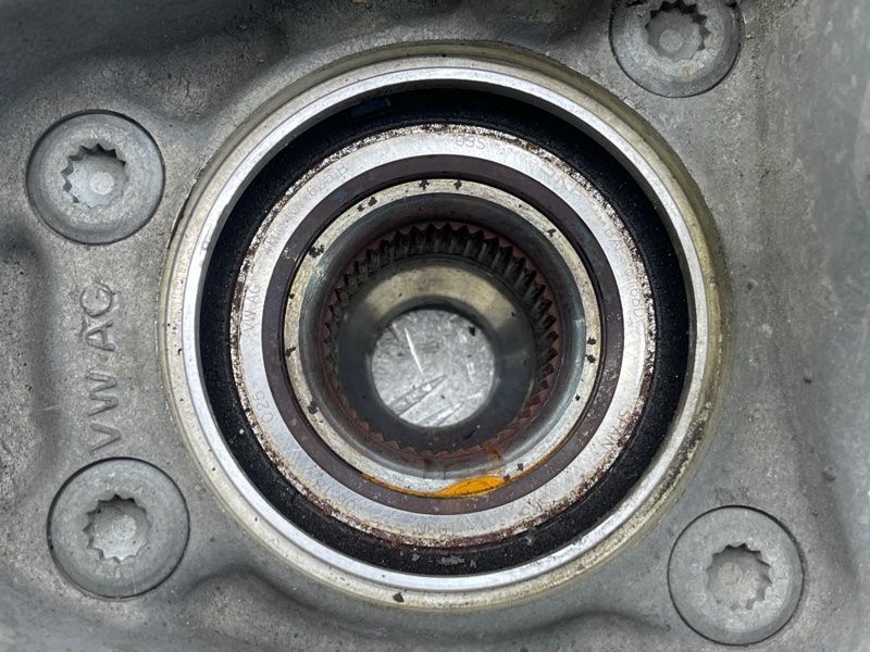 Поворотний кулак задній правий 4M0505432AF Audi Q7 Audi Q7, Audi Q8, Audi RS Q8, Audi SQ7, Audi SQ8