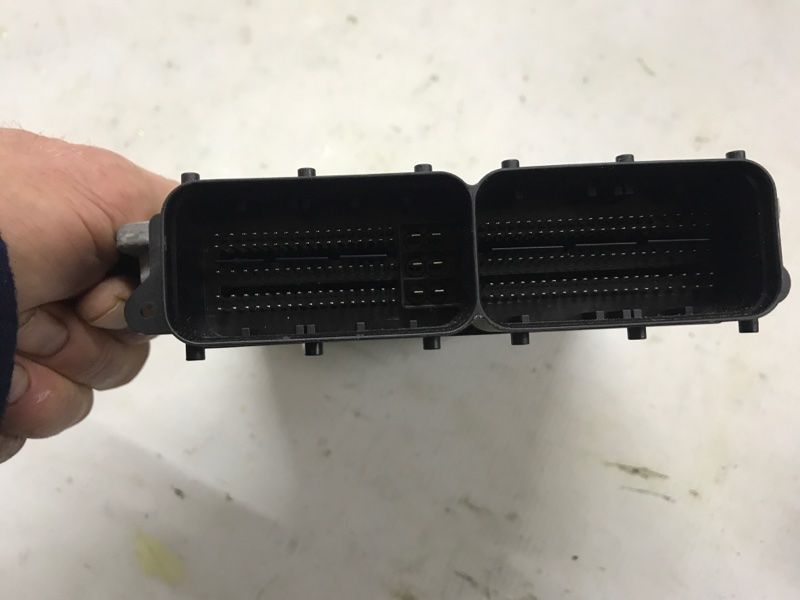 Блок управления двигателем 4G0906014B Audi S7