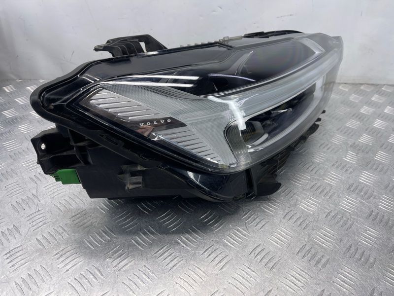 Фара FULL LED Volvo XC60