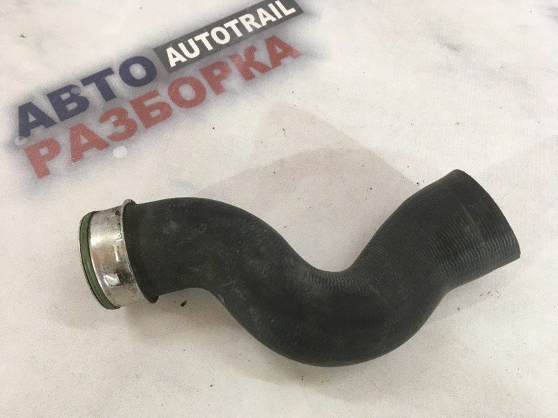Патрубок інтеркулера 1K0145832AT Volkswagen Jetta
