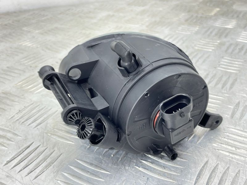 Фара протитуманна 4L0941699A Audi Q7