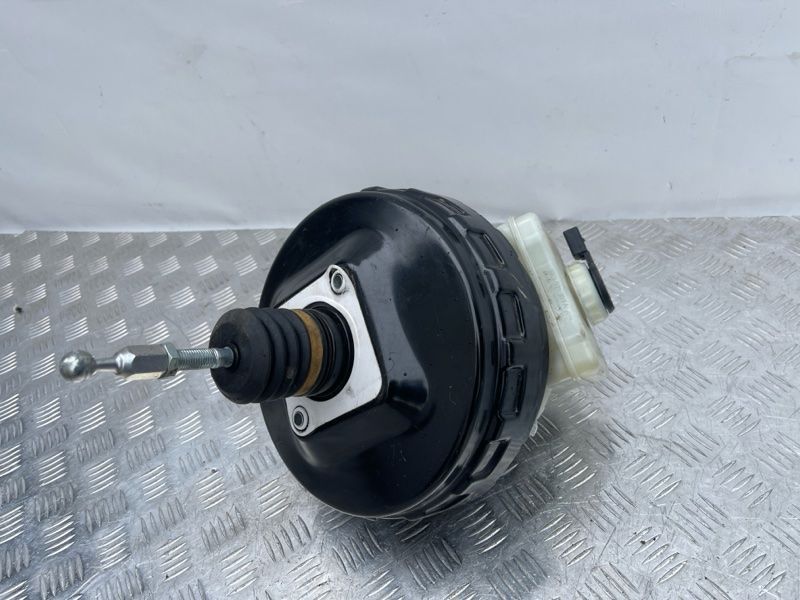 Вакуумный усилитель тормозов 8R0612103H Audi Q5