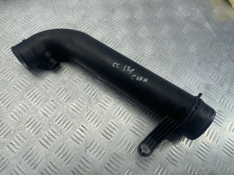 Патрубок повітряного фільтра 1K0129684L Volkswagen CC