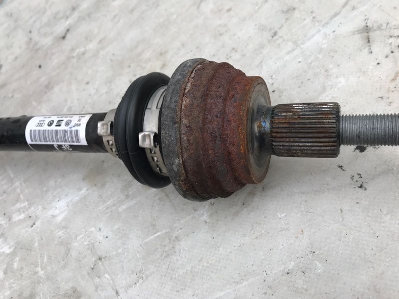 Полуось 1K0501203F Audi Q3