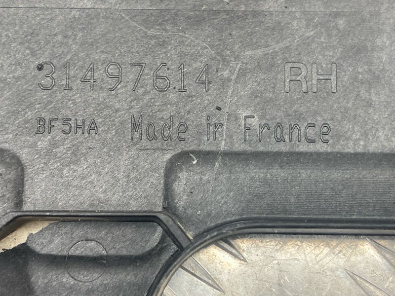 Облицювання днища 31497614 Volvo XC60
