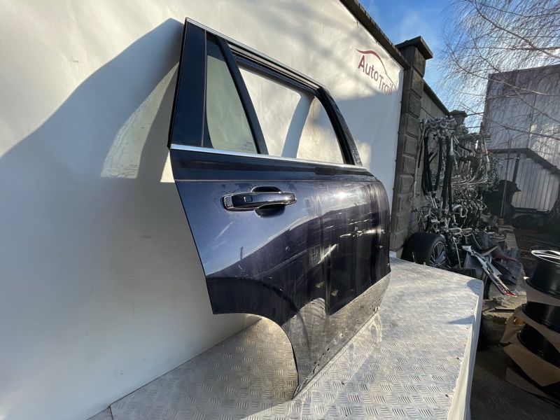 Двері 32133219 Volvo XC90