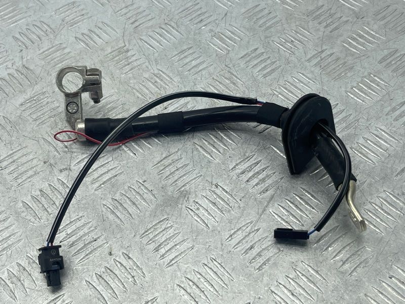Клема акумулятора з проводом 7P0971225C Volkswagen Touareg