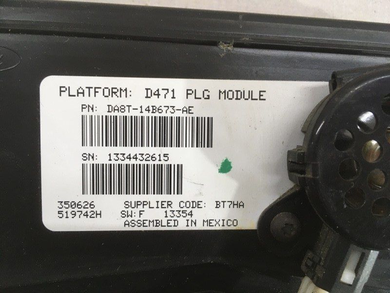 Блок управления подъемной двери DA8T14B673AE Ford Flex