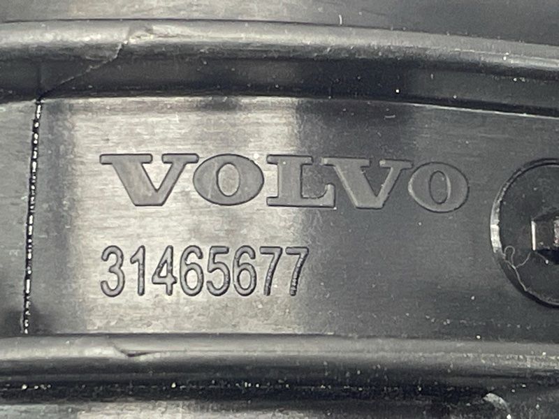 Колектор впускний Volvo XC90