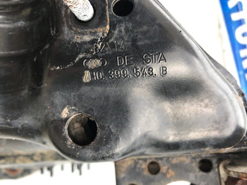 Підрамник передній 4H0399315AF Audi S8