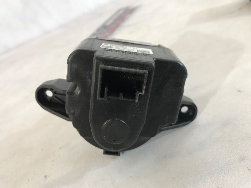 Замок запалювання 7P6905843C Volkswagen Touareg